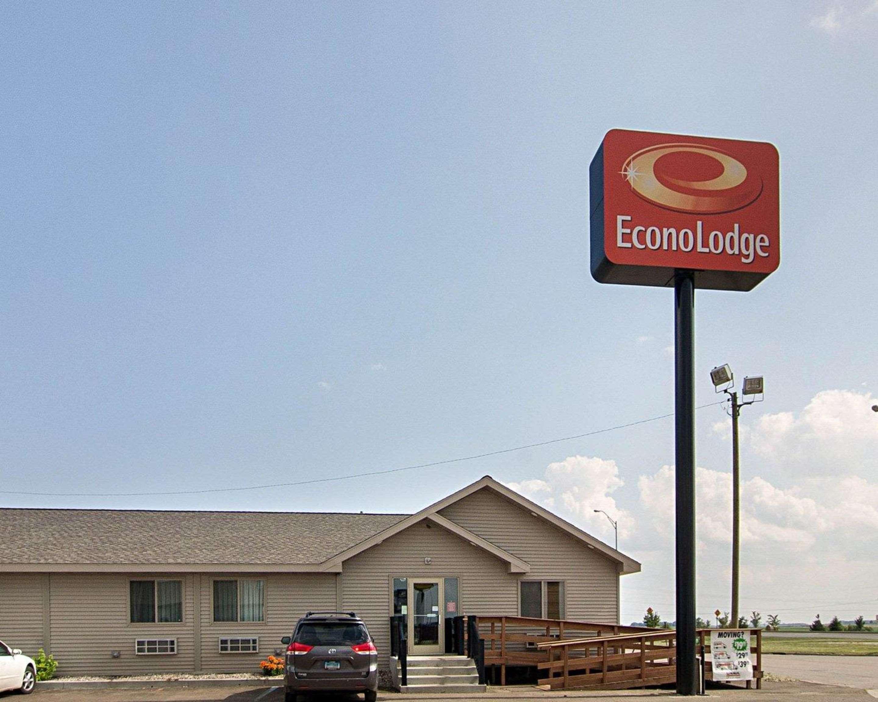 Econo Lodge Jamestown Exterior photo